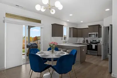 Image de Beautiful Clean and Modern Home In Medford.