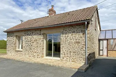 Image de Maison granit avec jardin privatif, plain-pied, 2 chambres, tout inclus, proche loisirs et nature