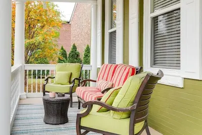 Image de Historic Fan Home in Carytown: Family & Pet Friendly