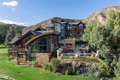 Image de Unparalleled Villa, Infinity Hot Tub & Epic Views