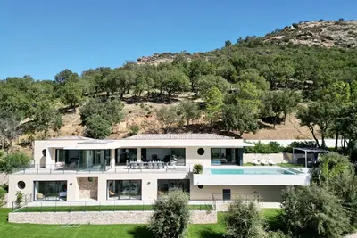 Image de Villa contemporaine neuve vue mer