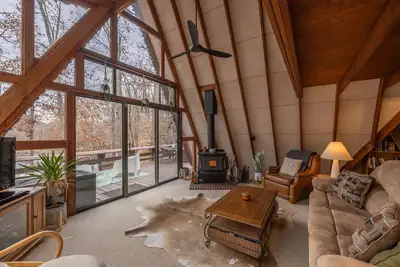 Image de Conrad's Cabin by Innsbrook Vacations!