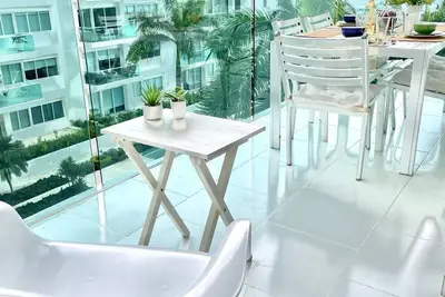 Image de Excelente Apartamento con Vista al mar