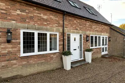 Image de Stylish Surrey Hills house - 2 en-suite bedrooms (can +2 annex)