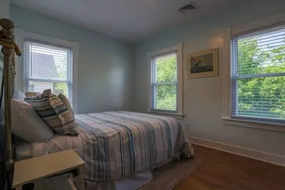 Image de Central Historic Mystic, Nautical Theme 2br