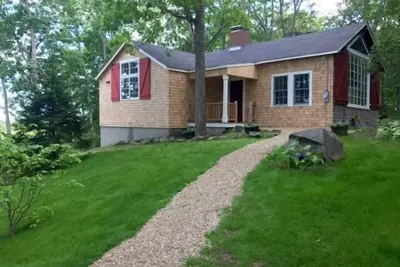 Image de Pop's Cottage at Seapoint Beach