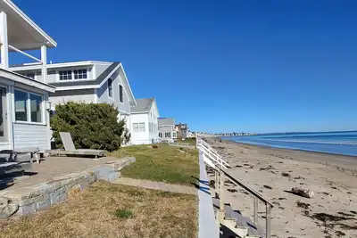 Image de Beachfront Home on Private Moody Beach
