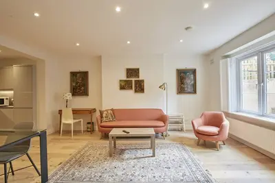 Image de Spacious 2-Bed Views over Primrose Hill with own Private Patio
