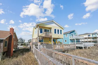 Image de Lovelady -- Pet Friendly Oceanfront with Hot Tub