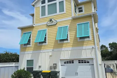 Image de Drag'n Fly -- Updated Home in Corolla with Heated Pool, Elevator and More!