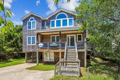 Sea Vibrations -- 6br Pet Friendly Duck Home with Saltwater Pool