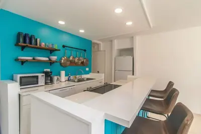 Image de Mermaid Inn - Beachside w/pool