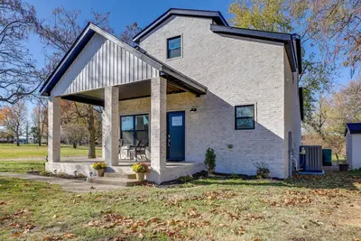 Image de Modern Springdale Home: 13 Mi to Fayetteville!