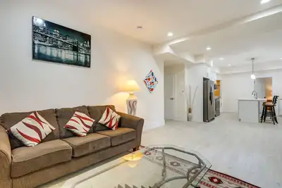 Image de Modern Bellevue Home: 10 Mi to Downtown Seattle!