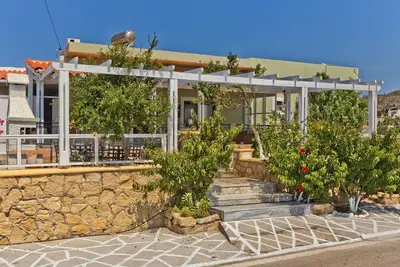Image de Maison de vacances 'Villa Ntora' avec vue sur la montagne, Wi-Fi et climatisation