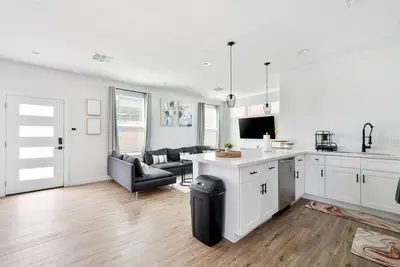 3 Miles From Downtown Phoenix