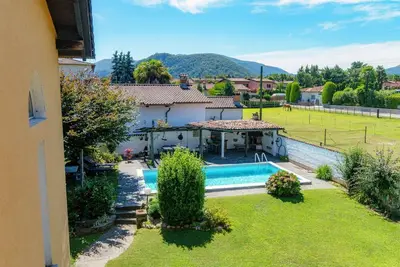 Image de Villa de prestige avec piscine à Magliaso (La Pergola)