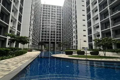 Image de Prime Location Walking distance to \nMALL Of Asia, Near Sm By the Bay & Smx-Mnl\n\n