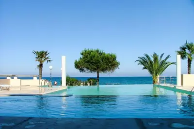 Image de Agréable appartement pour 4 personnes avec climatisation, internet, piscine, Tv et animaux admis