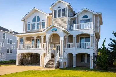 Image de 3min Walk to Beach, Pool, Hot Tub, & Game Room!