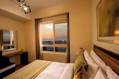 Image de Premier Two Bedroom Sea View Apartment Al Khan 2