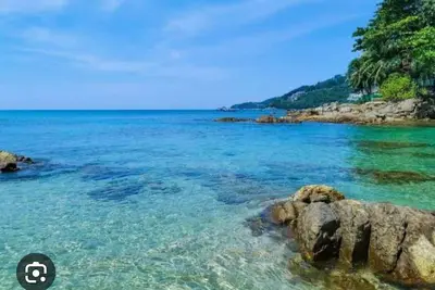 Image de Patong Bay, Beachfront, 10meters to the beach. Just finished renovating 2023. \n