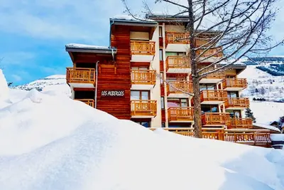 Image de Charmant 2 pièces au pied des pistes avec balcon et casier à ski