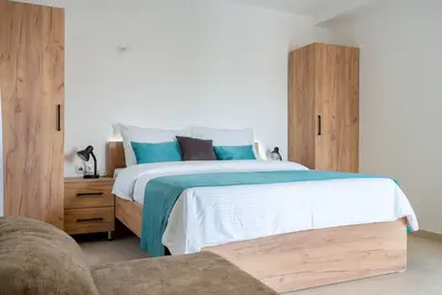 Image de Villa Emina sa privatnom Plažom i Parkingom / 7 Studio Apartment