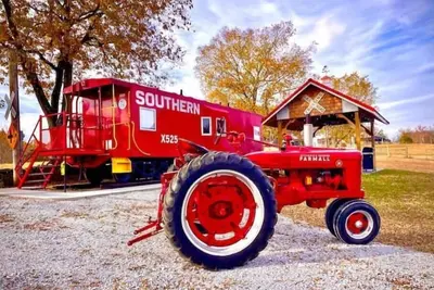 Image de Bourbon Trail: Caboose on the Farm