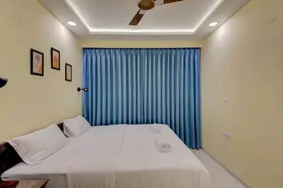 Image de 5 mins to Goi airport! Family sized Apt with deck. Access to Pool, Sauna & more.