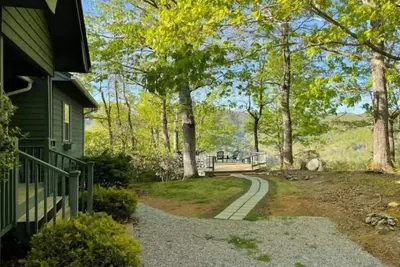 Image de Placid View, a Scenic Solitude - 3/2. 5