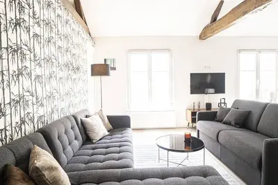 Image de Confortable et lumineux de 50 m² à Paris 10ème.