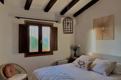 El Sarchal: Bohemian holiday home with pool!