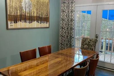 Image de Home with Game Room and fire pit! Our Nest in the Woods w 2 King & 3 twin bed