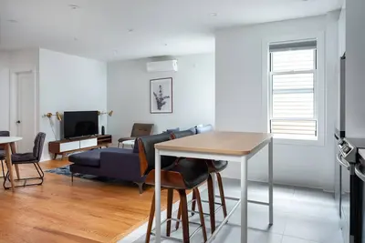 Renovated Luxury Three Bedroom Greenpoint Condo!