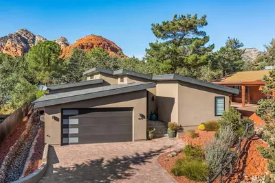 Image de Modern Luxury Home in the Heart of Sedona | Hot Tub