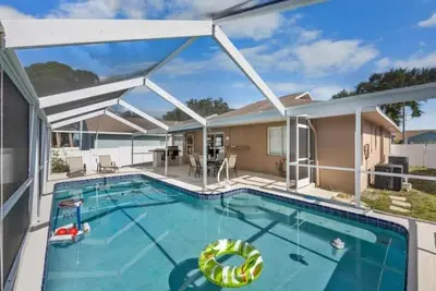 Image de Beautiful Family Pool House  Heated Pool