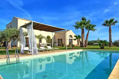 Villa Casale - Villa avec piscine et vue sur la mer, en Sicile