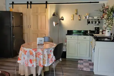 Beautiful, cozy and quiet private suite