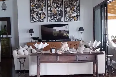 Image de Absolute Luxury Beachfront Villa on a pristine lagoon at your doorstep!