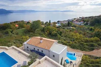 Image de Villa Soleil in peaceful location with a sea view