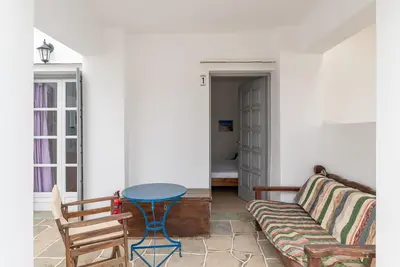 Image de Studio 'Sifnos 1' avec vue sur la mer, Wi-Fi et climatisation