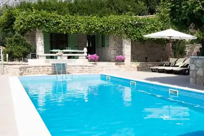 Image de Maison Ston (69651-K1) - Orebic