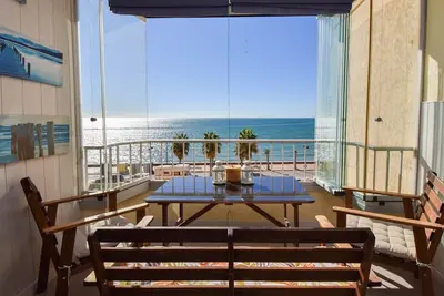 Image de Ref: 322 Sea front modern 3 bedroom apartment with amazing views