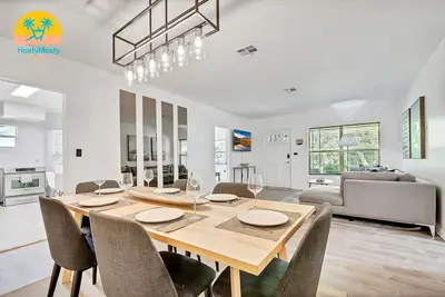 Image de Marlin Stadium/Downtown/Gated 3 bed 2 bath - 1810