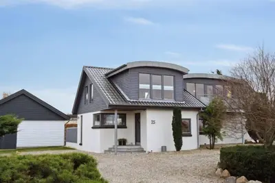 Image de \"Alona\" - 90m from the sea by Interhome