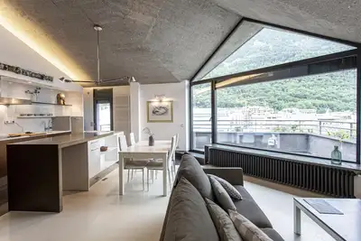 Image de Outdoor Comfort Àtic West