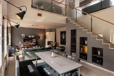 Image de Spacious 2-story apt. w\/ terrace - 280 m2