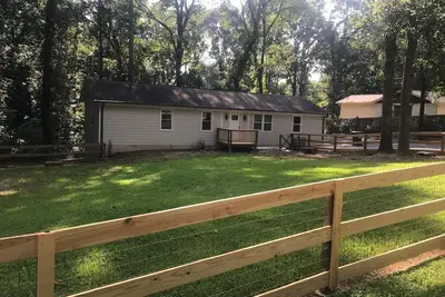 South Canton 4 bedroom - Extended Stay