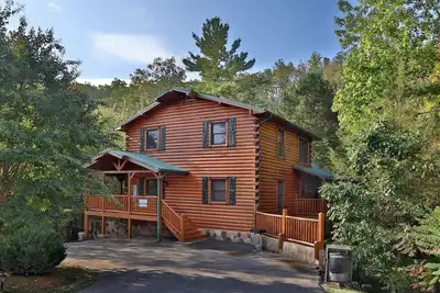 Image de Smoky Bear Manor - 5 Bedrooms!